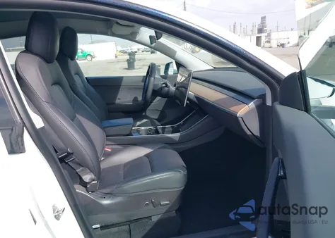 2021 Tesla Model Y Standard Range Rear-Wheel Drive из США, поврежденный, VIN 5YJYGDED4MF110400